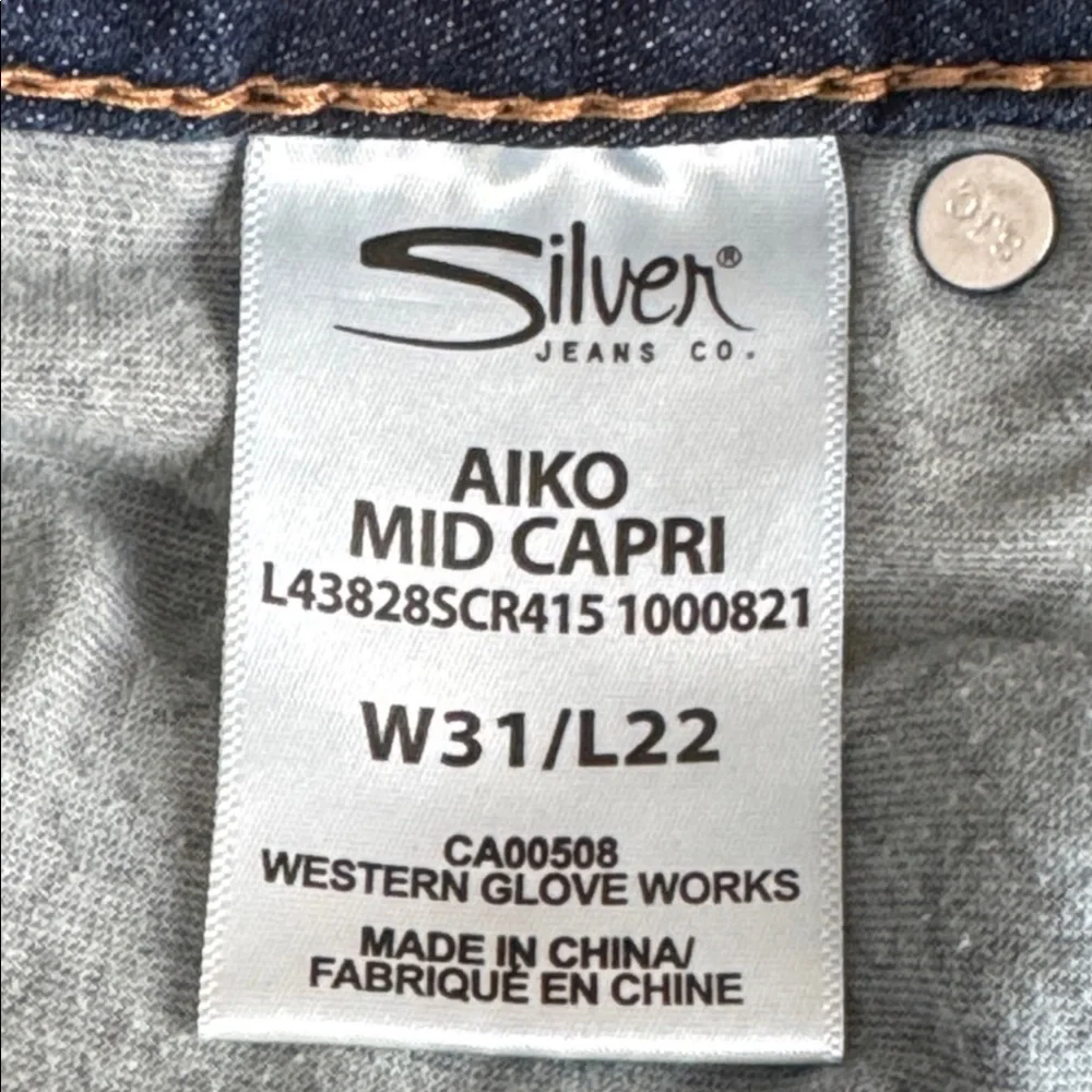 Silver Aiko Mid Capri Blue Women's Jeans Women's Size W31 L22